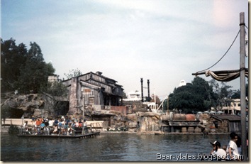 Fantasmic! Construction