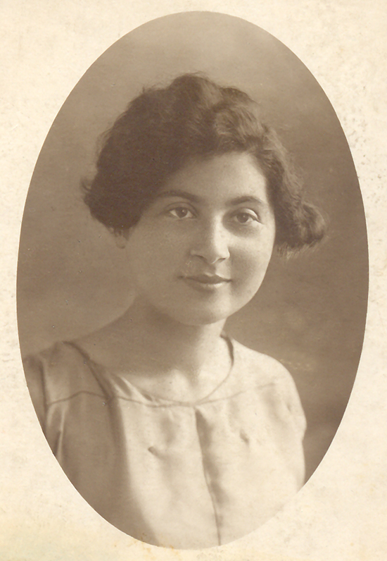 Девушки прошлого века