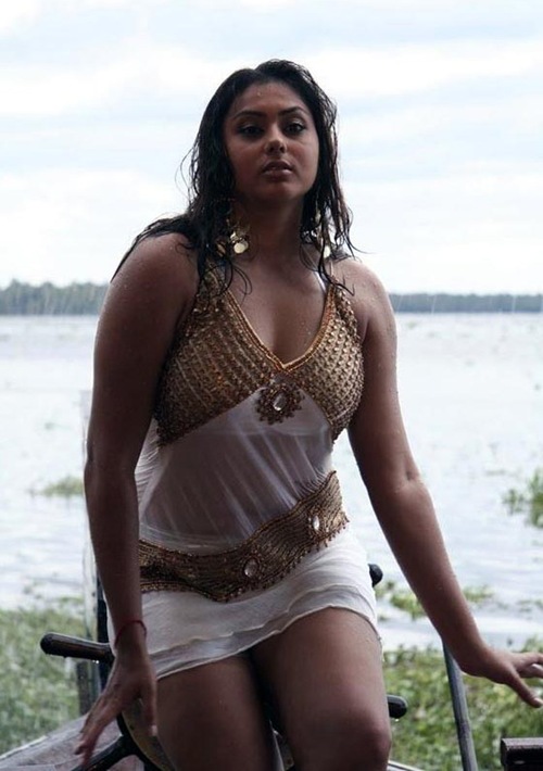 Namitha Navel looking hot and wet Namitha_Navel_Hot_Kollywood_Actress-_30