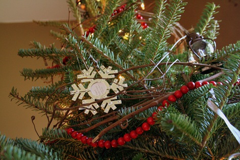 [ChristmasDecorating-9.jpg]