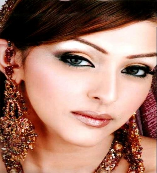 Pakistani Bridal Fashion Girl