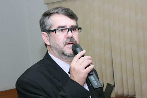 Carlos Augusto Martini é reeleito