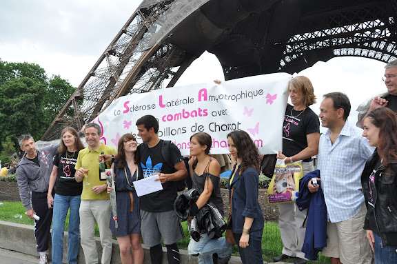 Sticky contre la SLA à la Tour Eiffel