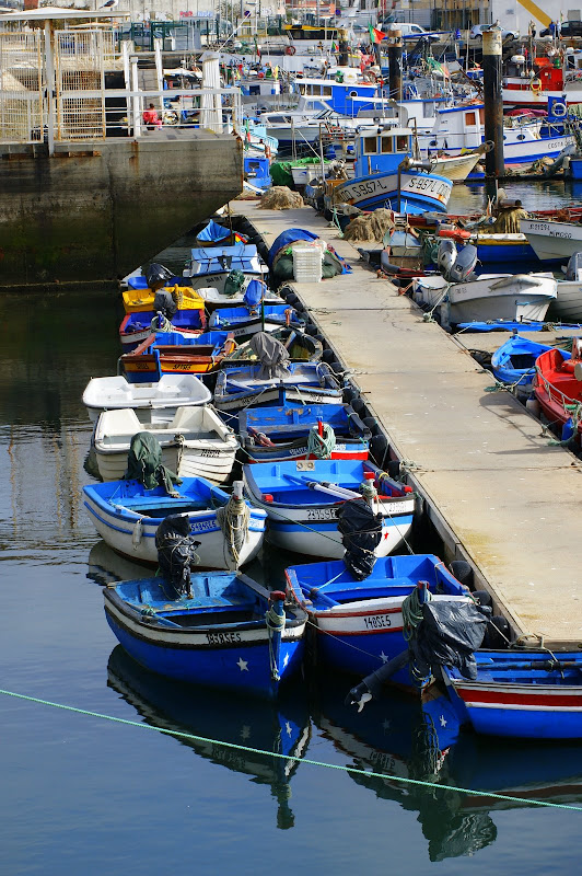 Barcos na doca dos pescadores