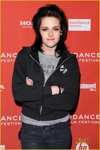 PARK CITY, UT - JANUARY 24:  Actress Kristen Stewart attends "The Runaways" premiere during the 2010 Sundance Film Festival at Eccles Center Theatre on January 24, 2010 in Park City, Utah.  (Photo by Jemal Countess/Getty Images)