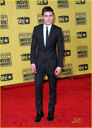HOLLYWOOD - JANUARY 15: Actor Zac Efron arrives at the 15th annual Critics' Choice Movie Awards held at the Hollywood Palladium on January 15, 2010 in Hollywood, California. (Photo by Jason Merritt/Getty Images for VH1)