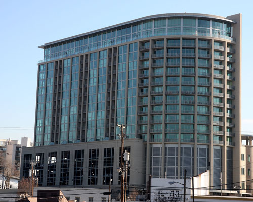 General views of Taylor Swift's $1,990,000 apartment in Nashville. The 4,062 square feet luxury apartment has 3 bedrooms and 4.5 bathrooms. <P>Pictured: Taylor Swift buys $1,990,000 luxury apartment in Nashville<P><B>Ref: SPL142439  150110  </B><BR/>Picture by: Splash News<BR/></P><P><B>Splash News and Pictures</B><BR/>Los Angeles:	310-821-2666<BR/>New York:	212-619-2666<BR/>London:	870-934-2666<BR/>photodesk@splashnews.com<BR/></P>” width=”512″ height=”409″ class=”pie-img”/></p>
</div>
<div class=