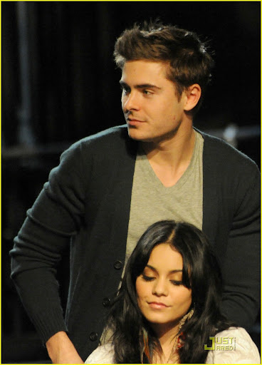 LOS ANGELES, CA - JANUARY 22: In this handout photo provided by MTV, actor Zac Efron and actress Vanessa Hudgens at the Hope For Haiti Now: A Global Benefit For Earthquake Relief telethon on January 22, 2010 in Los Angeles, California. (Photo by Jeff Kravitz/MTV Hope for Haiti Now via Getty Images)