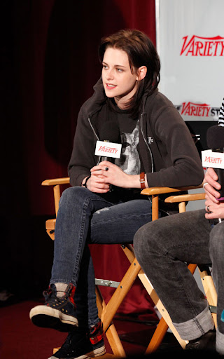 kristen-stewart-new-012310-11.jpg