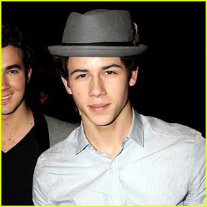 nick-jonas-geared-grammys.jpg