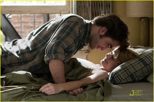 robert-pattinson-emilie-de-ravin-charismatic-02.jpg