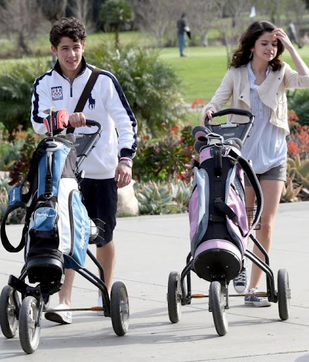 nelena-golf-date (11).jpg