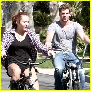 miley-liam-bike-ride.jpg