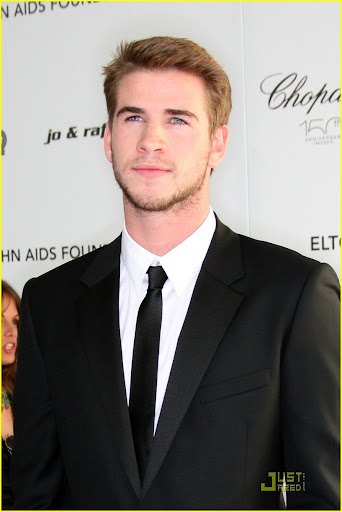 LOS ANGELES, CA - MARCH 07: Actor Liam Hemsworth arrives at the 18th annual Elton John AIDS Foundation's Oscar Viewing Party held at the Pacific Design Center on March 7, 2010 in Los Angeles, California. (Photo by Frederick M. Brown/Getty Images)
