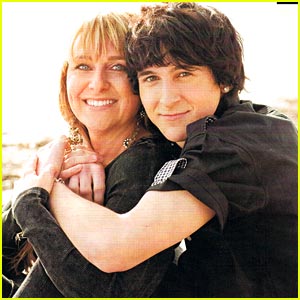 mitchel-musso-family-circle.jpg