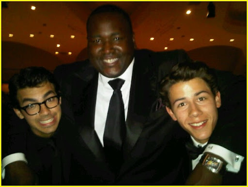 jonas-brothers-white-house-correspondent-dinner-06.jpg