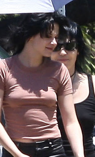 07-16-09 Los Angeles, CA Actress Kristen Stewart and rock legend Joan Jett are seen on the set of 'The Runaways' in Los Angeles. NON-EXCLUSIVE PIX by Flynet ©2009 818-307-4813 Nicolas