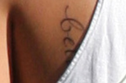 ashley-tisdale-new-tattoo (3).jpg