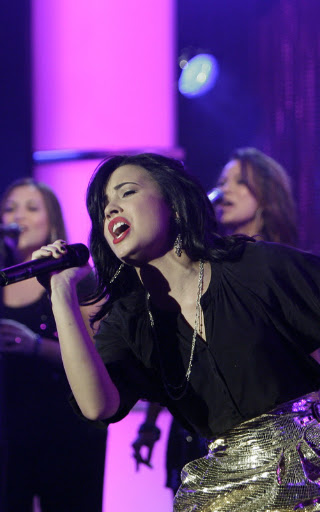 demi-lovato-7179-1.jpg