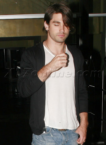 Justin Gaston out in West Hollywood with a new girlfriend. July 20, 2009 X17online.com EXCLUSIVE