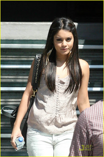 vanessa-hudgens-westwood-wonderful-01.jpg