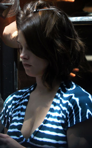 07-29-09 West Hollywood, CA  Actress Ashley Greene gets her hair done for a photo shoot in West Hollywood.   EXCLUSIVE PIX by Flynet ©2009 818-307-4813  Nicolas