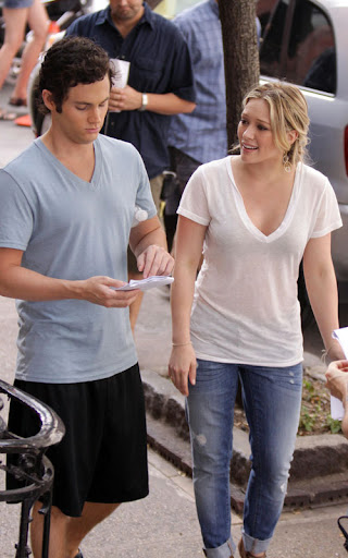 Hilary Duff and Penn Badgley pictured on the set of "Gossip Girl" rehearsing their lines in downtown, Manhattan. <P> Pictured: Penn Badgley and Hilary Duff <B>Ref: SPL121891  260809  </B><BR/> Picture by: Jose Perez / Splash News<BR/> </P><P> <B>Splash News and Pictures</B><BR/> Los Angeles:	310-821-2666<BR/> New York:	212-619-2666<BR/> London:	870-934-2666<BR/> photodesk@splashnews.com<BR/> </P>