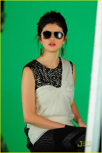 EXCLUSIVE-Los Angeles, CA- 11/14/2009 -Selena Gomez shooting a music video for her song NATURALLY from her debut album, Kiss & Tell on Hollywood Records. -PICTURED: Selena Gomez -PHOTO by: Albert Michael/startraksphoto.com -CSa17099 #Event/#Photo= 36F16393242/36F1702600B