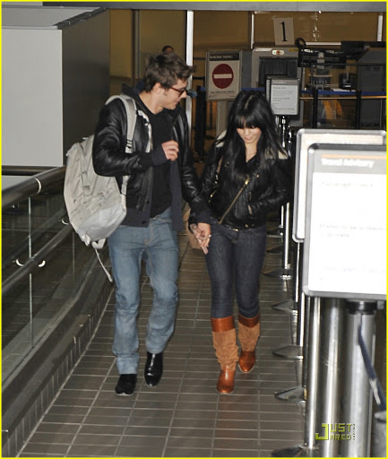 Actor Zac Efron is seen with his actress girlfriend Vanessa Hudgens showing the world how they feel about each other by holding hands after arriving back to LA from Vancouver. <P> Pictured: Zac Efron with girlfriend Vanessa Hudgens <B>Ref: SPL145289 111209 </B><BR/> Picture by: Hot Shots Worldwide<BR/> </P><P> <B>Splash News and Pictures</B><BR/> Los Angeles: 310-821-2666<BR/> New York: 212-619-2666<BR/> London: 870-934-2666<BR/> photodesk@splashnews.com<BR/> </P>