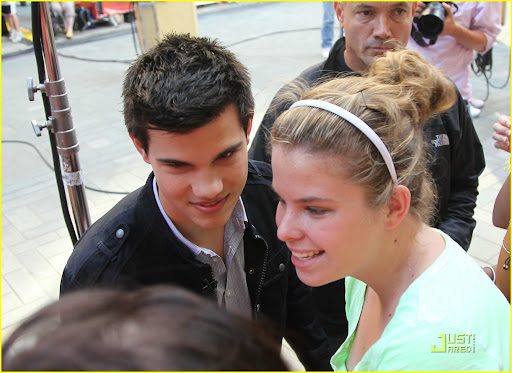 #5282879 Taylor Lautner greets fans as he makes his way to an appearance in New York City, New York on June 27, 2010.
 Fame Pictures, Inc - Santa Monica, CA, USA - +1 (310) 395-0500