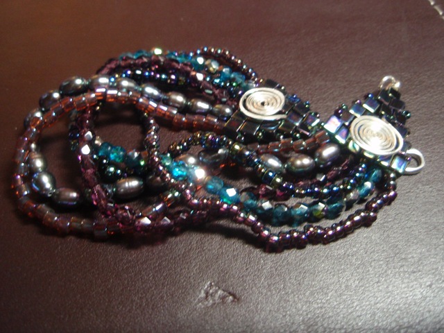 [bracelet[2].jpg]