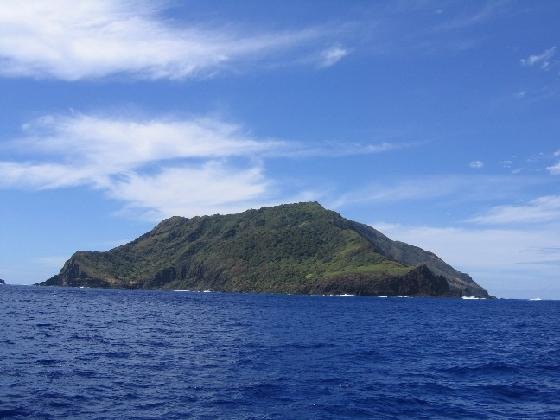 [Pitcairn_Island[2].jpg]