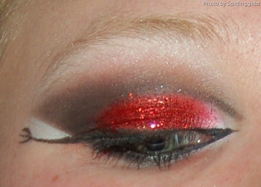 [spittingglitter devil look[17].jpg]