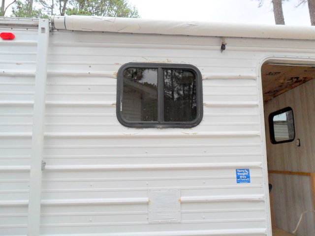 [Right-side-window[3].jpg]