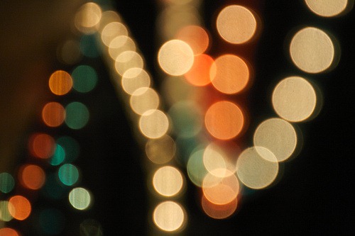 [blurry-lights[7].jpg]
