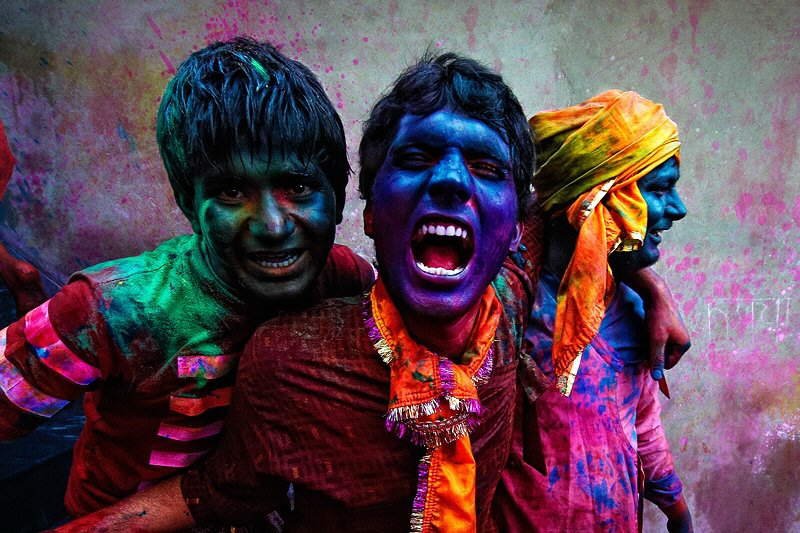 PHOTOS By Poras Chaudhary: Colors of India
