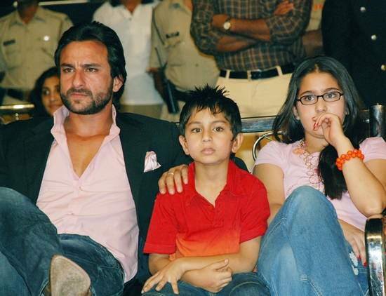 Image Dimension: 550x422 Kids of Bollywood Stars: Ajay Devgan and Kajol, Shahrukh Khan, Akshay and Twinkle Khanna, Saif Ali Khan, Sri Devi and Boney Kapoor, Aamir Khan, Anil Kapoor...