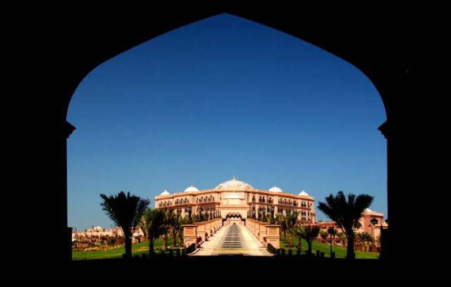 Pics of U.A.E Sultan's Palace...