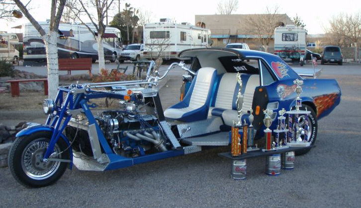 Image Dimension: 726x419 :: Mustang with 3 wheels Mustang with 3 wheels