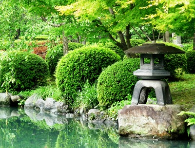 [13.templo Toji - jardim - lago - candeeiro de pedra[4].jpg]