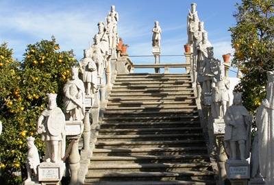 [Castelo Branco - Jardim do Paço Episcopal - escadaria dos reis[4].jpg]