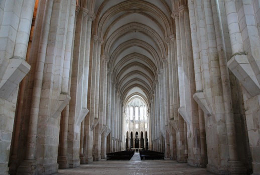 Mosteiro de Alcobaça - Nave central 1