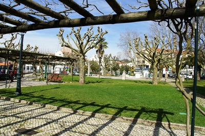 [Porto de Mós - praça[4].jpg]