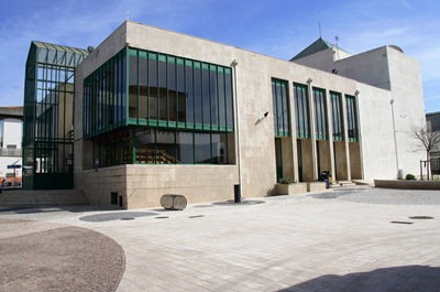 [Porto de Mós - cine teatro[4].jpg]