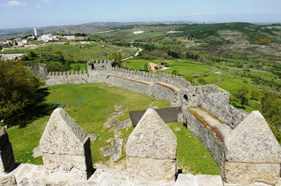 [9.Trancoso -  castelo medieval - vista a partir da torre de menagem[4].jpg]