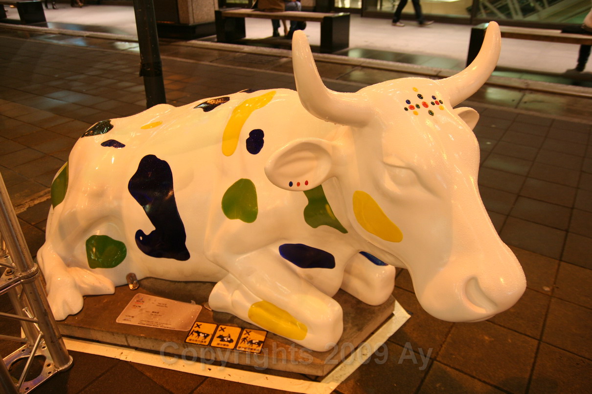 [TW-CowParade-0241.JPG]