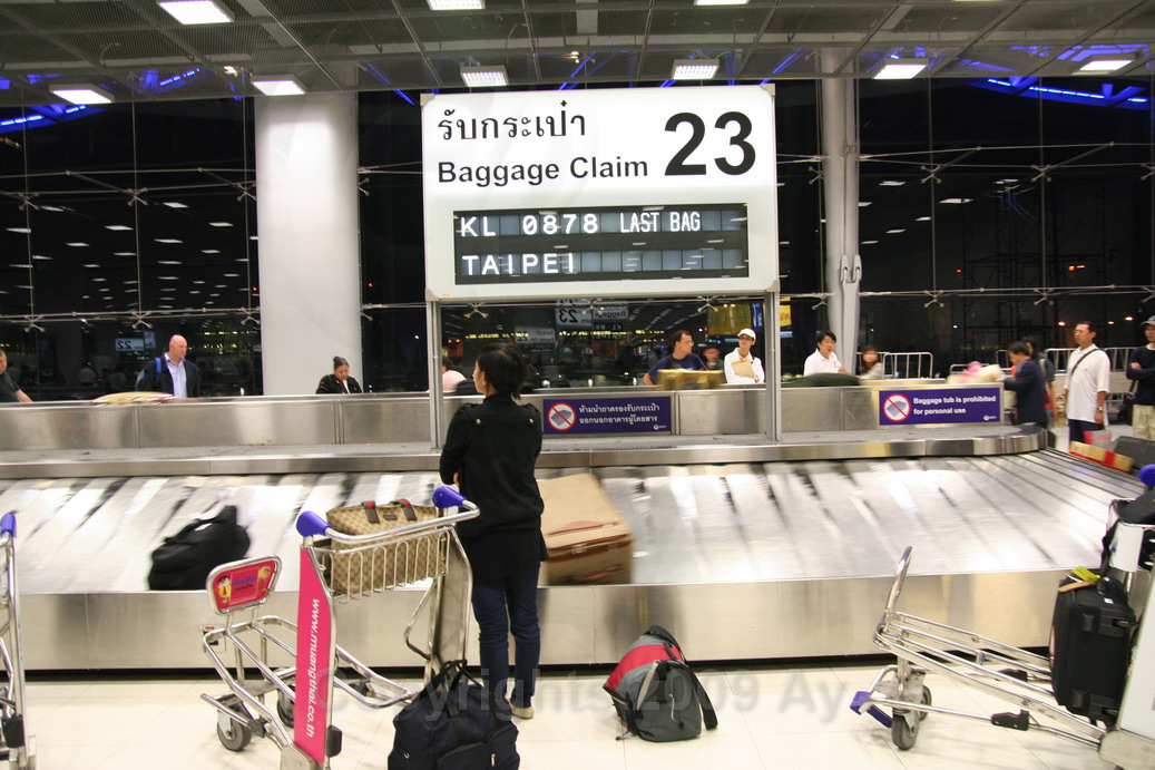 [TW-backThailand-0062.JPG]
