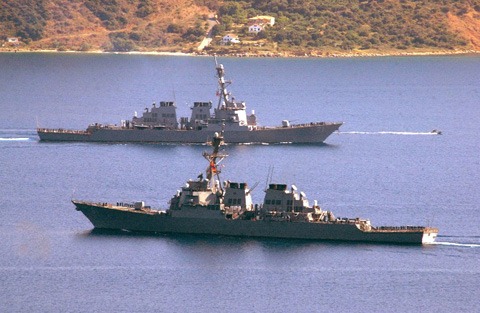 [Iranian-Navy-ships[3].jpg]