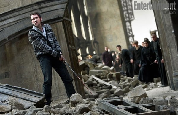 [harry-potter-deathly-hallows-part-2-matthew-lewis-01[3].jpg]