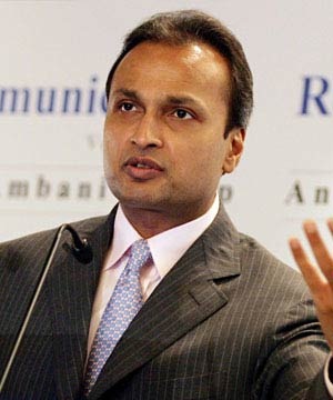 [Anil_Ambani[3].jpg]